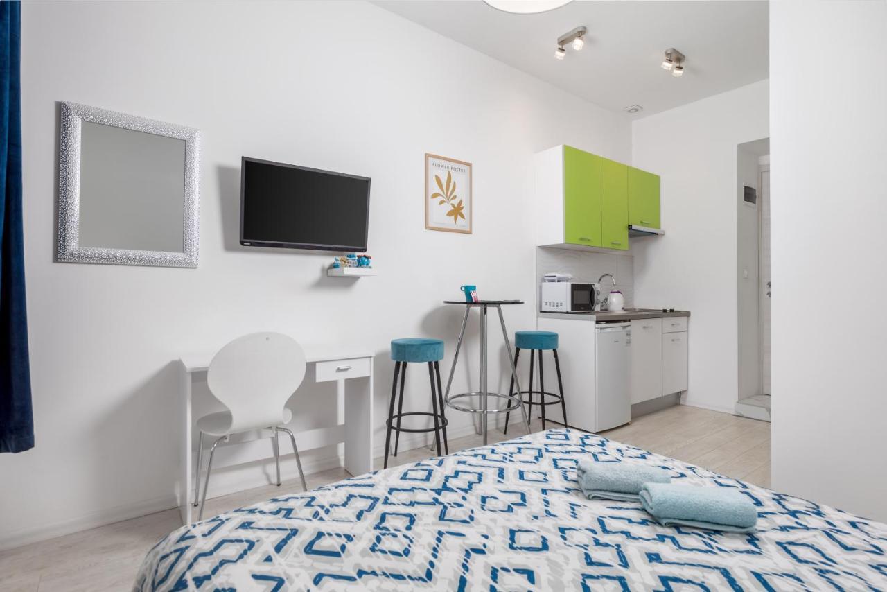 Studio Apartments Fran'S Rijeka Exterior foto